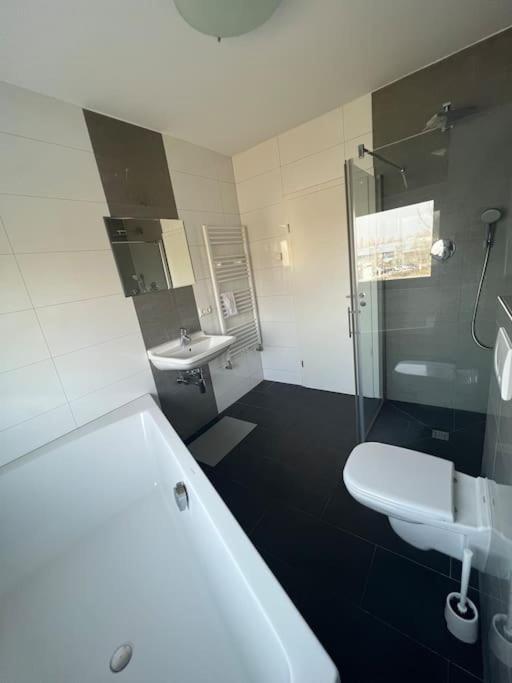 Stilvolle 80qm In Apartment Huerth